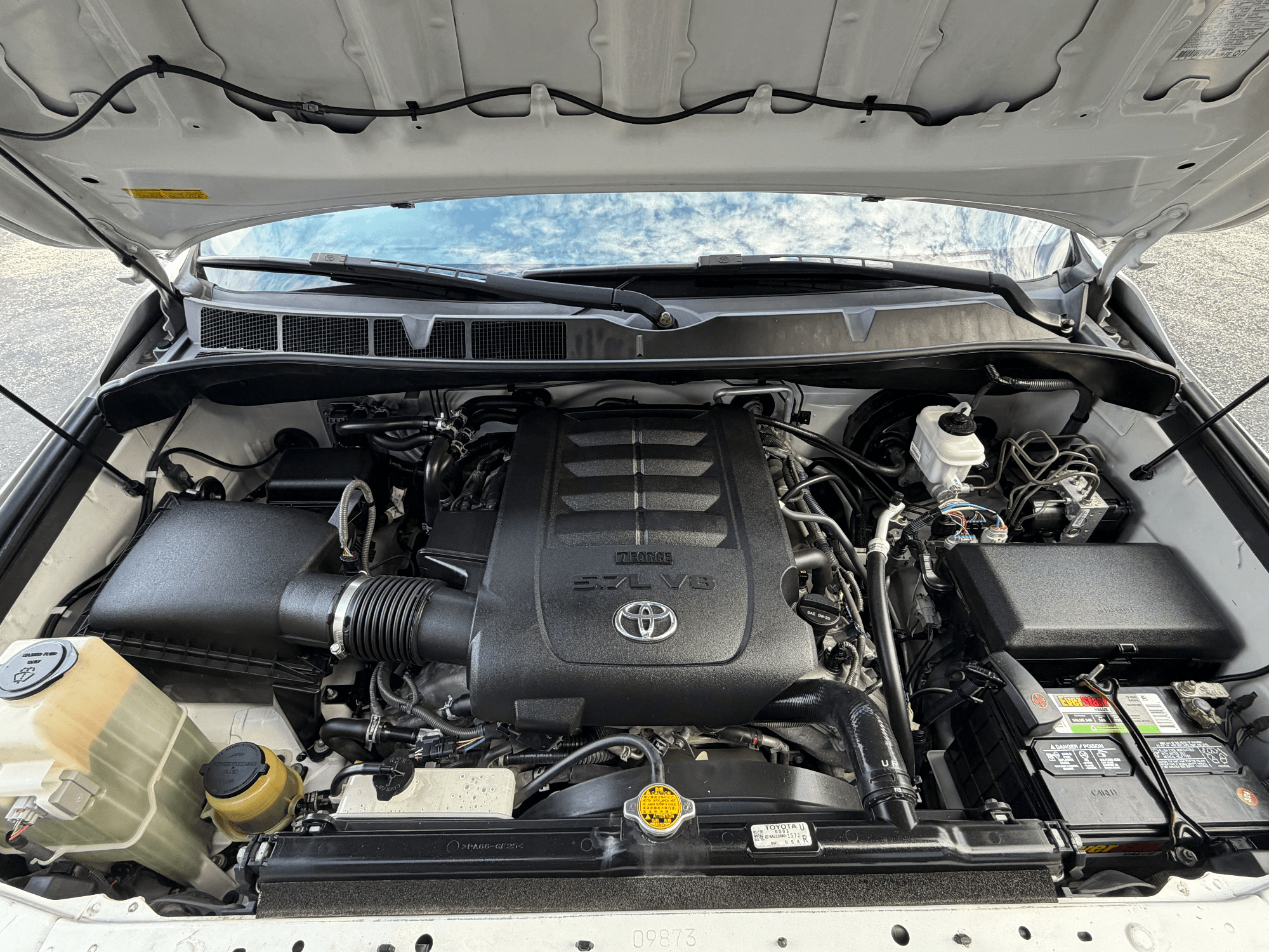 2014 Toyota Sequoia Platinum Grade — photo 18