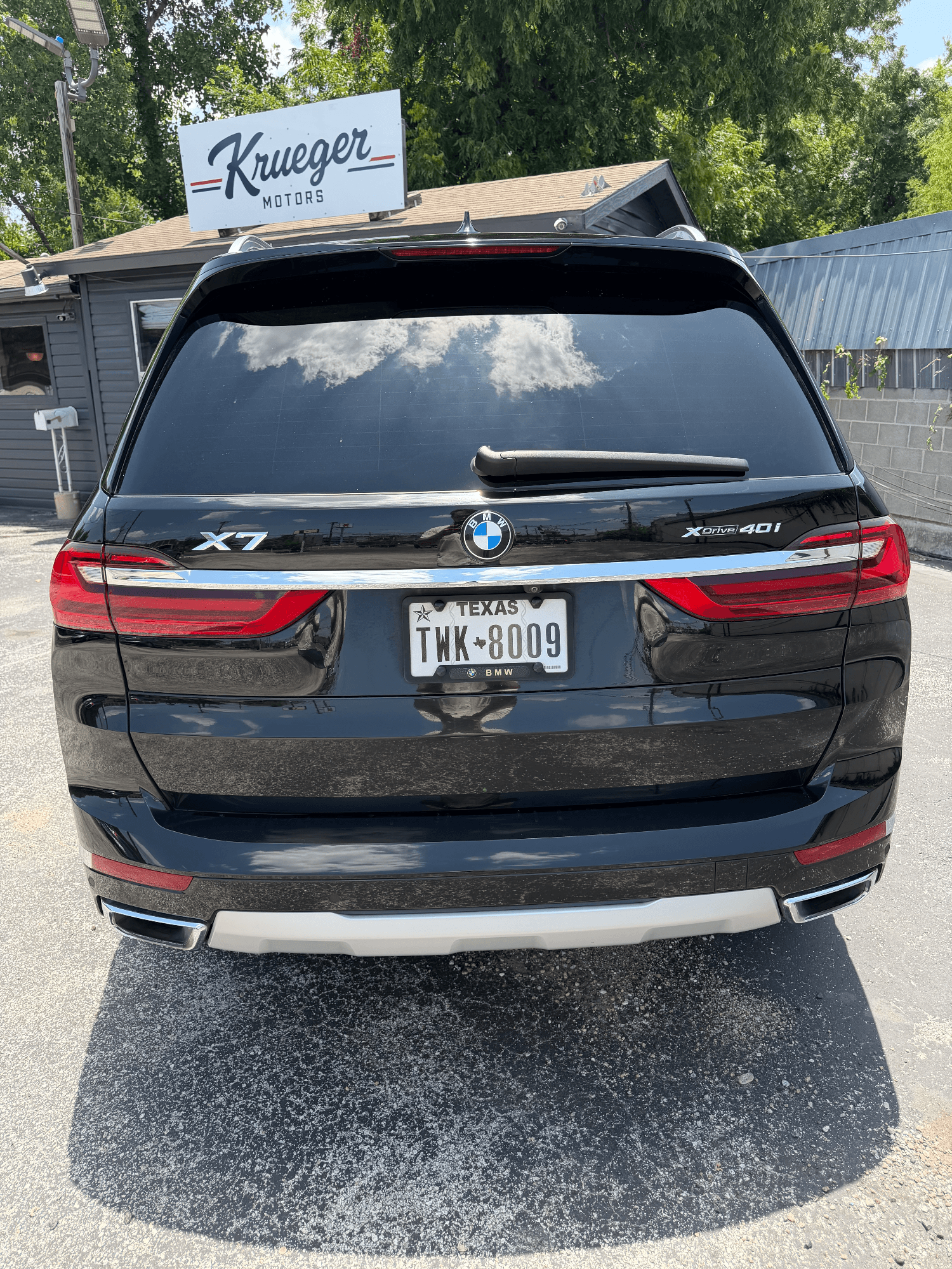 2021 BMW X7 xDrive40i — photo 3