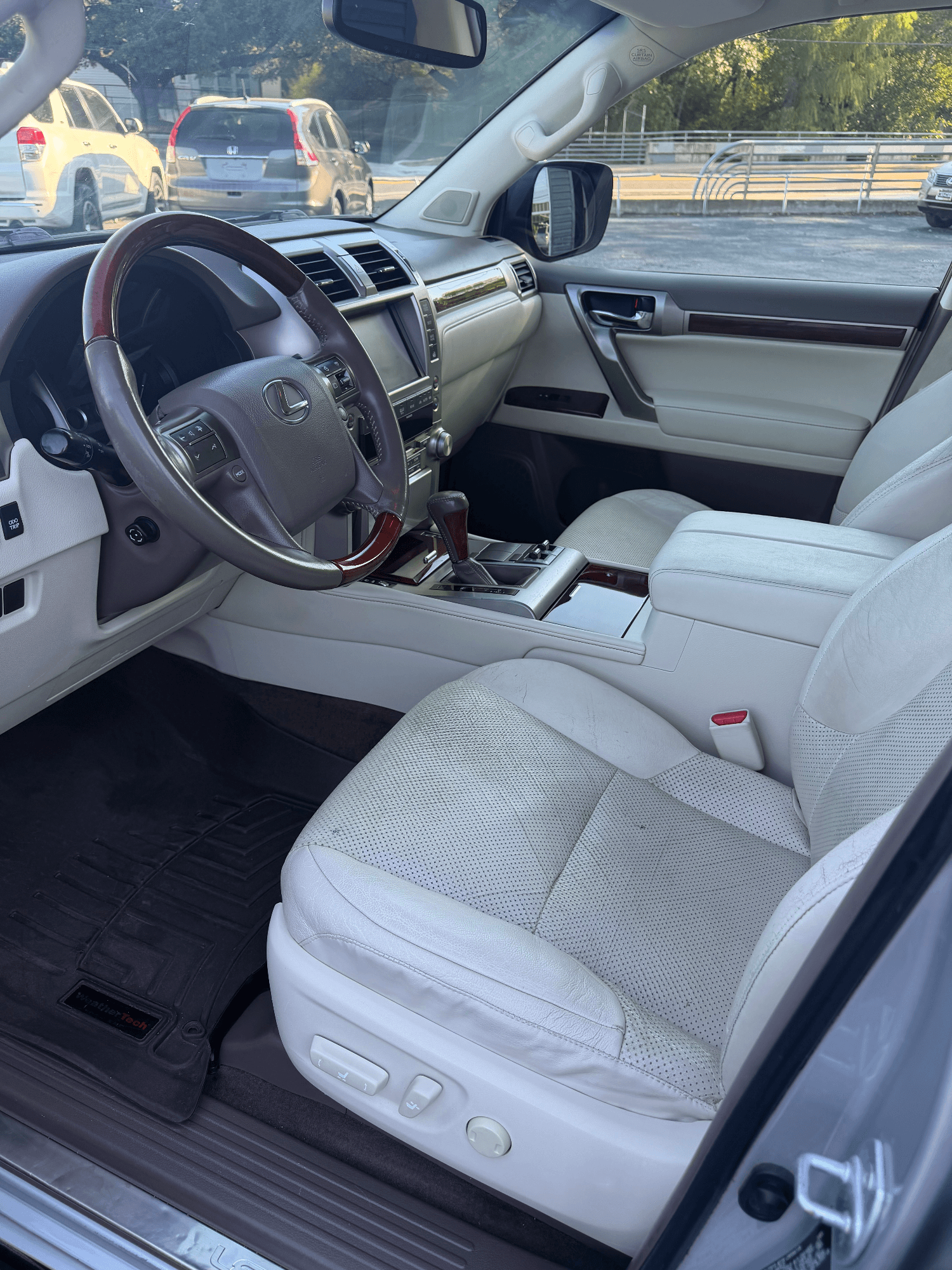 2013 Lexus GX 460 — photo 14